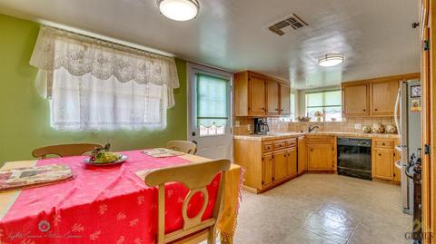 21010 Angel St, Tehachapi, CA 93561 photo 7