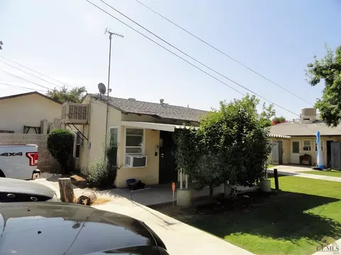 340 Euclid Ave, Shafter, CA 93263 photo 8