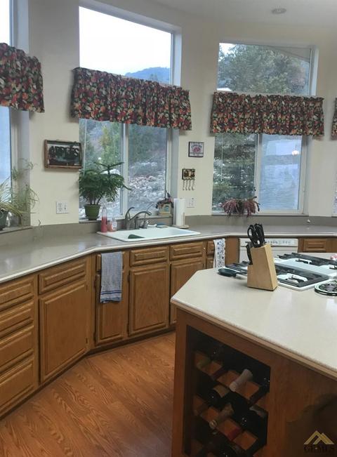 20136 Knob Hill Rd, Tehachapi, CA 93561 photo 10
