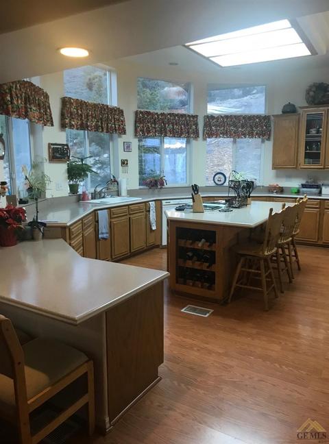 20136 Knob Hill Rd, Tehachapi, CA 93561 photo 11