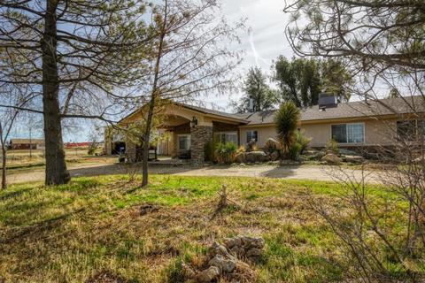 20618 Black Mountain St, Tehachapi, CA 93561 photo 2