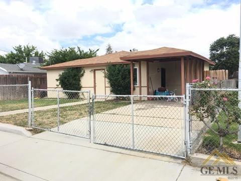220 E Moneta Ave, Bakersfield, CA 93308 photo 3