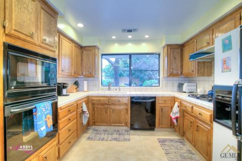5207 Deville Ct, Bakersfield, CA 93308 photo 10