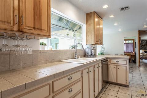 29260 Stallion Springs Dr, Tehachapi, CA 93561 photo 12