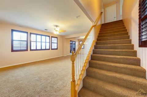 6435 Declaration Way, Bakersfield, CA 93313 photo 4
