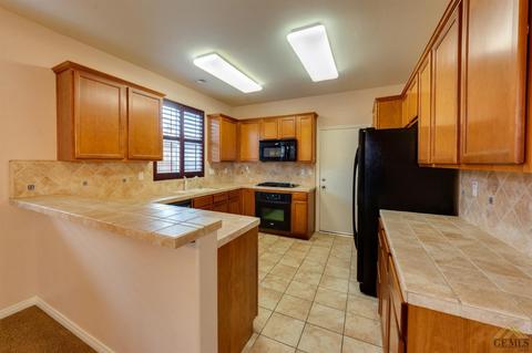 6435 Declaration Way, Bakersfield, CA 93313 photo 7