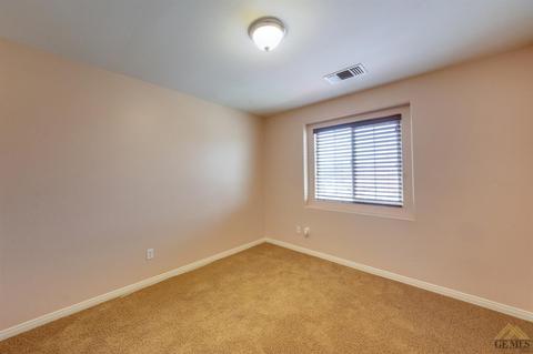 6435 Declaration Way, Bakersfield, CA 93313 photo 14