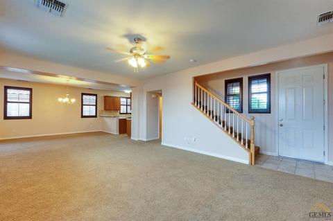6435 Declaration Way, Bakersfield, CA 93313 photo 5