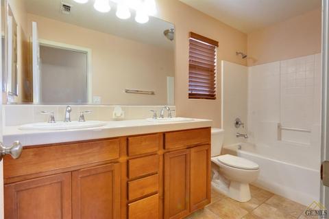 6435 Declaration Way, Bakersfield, CA 93313 photo 25