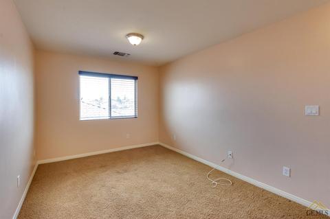 6435 Declaration Way, Bakersfield, CA 93313 photo 18