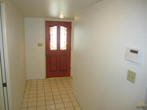 21901 Lily Ct, Tehachapi, CA 93561 photo 5