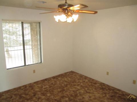 21901 Lily Ct, Tehachapi, CA 93561 photo 10