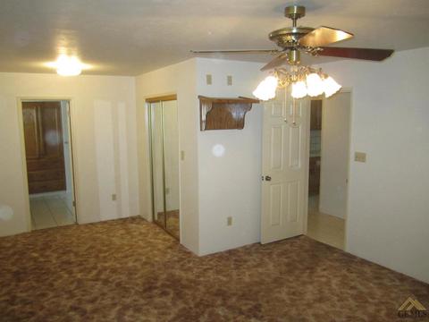 21901 Lily Ct, Tehachapi, CA 93561 photo 7