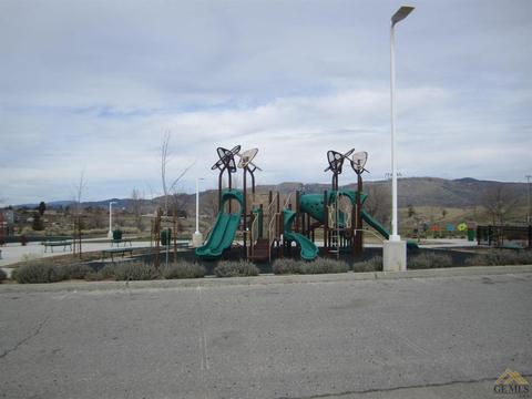 21901 Lily Ct, Tehachapi, CA 93561 photo 23