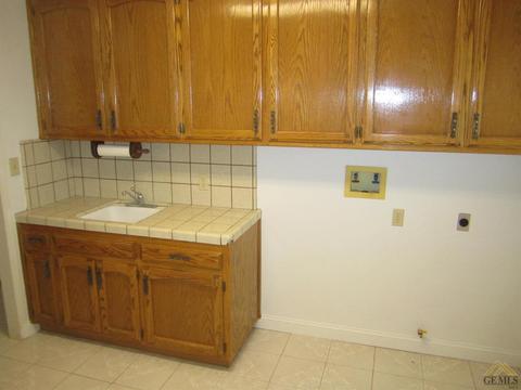 21901 Lily Ct, Tehachapi, CA 93561 photo 13