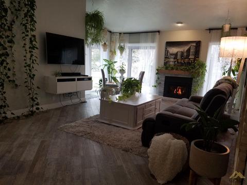 28881 Shannon Ct, Tehachapi, CA 93561 photo 3