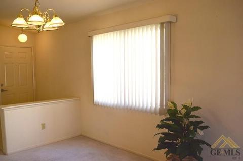 9604 Twain Way, Bakersfield, CA 93311 photo 7