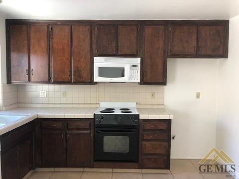 906 4th St, Taft, CA 93268 photo 12