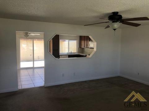906 4th St, Taft, CA 93268 photo 7