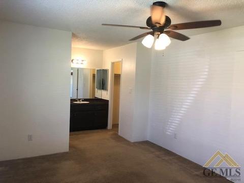 906 4th St, Taft, CA 93268 photo 17