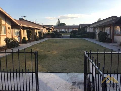 537 Front St, Taft, CA 93268 photo 3