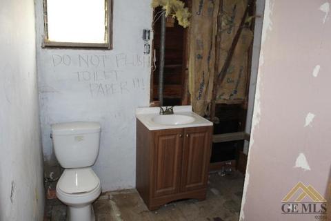 106 Monroe St, Taft, CA 93268 photo 16