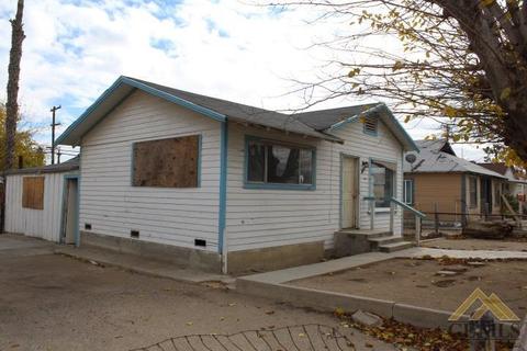 106 Monroe St, Taft, CA 93268 photo 2