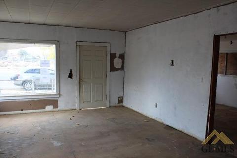 106 Monroe St, Taft, CA 93268 photo 12