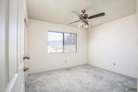 21209 Hacienda Dr, Tehachapi, CA 93561 photo 14