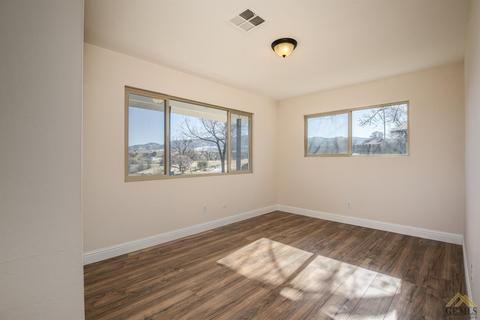 20913 Ridgeway Dr, Tehachapi, CA 93561 photo 15
