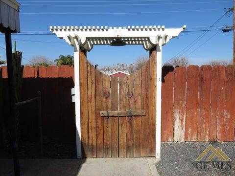 108 E Warren St, Taft, CA 93268 photo 27