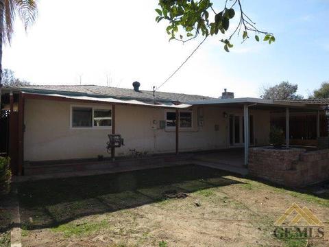 108 E Warren St, Taft, CA 93268 photo 16