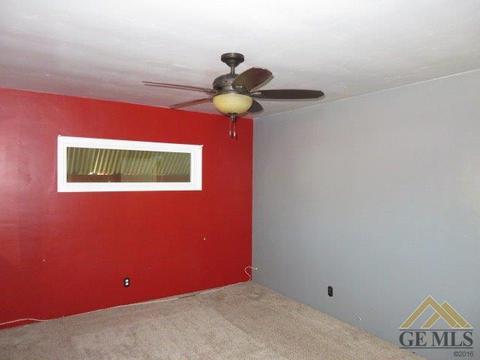 108 E Warren St, Taft, CA 93268 photo 10
