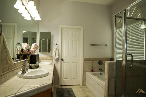10020 Roehampton Ave, Bakersfield, CA 93312 photo 24