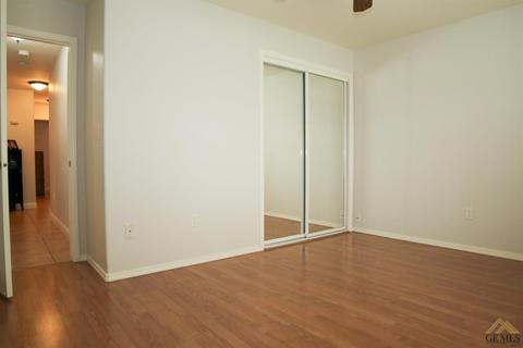 10020 Roehampton Ave, Bakersfield, CA 93312 photo 32