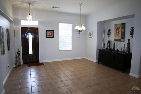 10020 Roehampton Ave, Bakersfield, CA 93312 photo 6