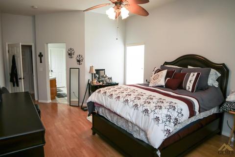 10020 Roehampton Ave, Bakersfield, CA 93312 photo 21