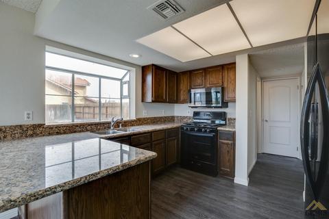 427 Sherwood Pl, Tehachapi, CA 93561 photo 3