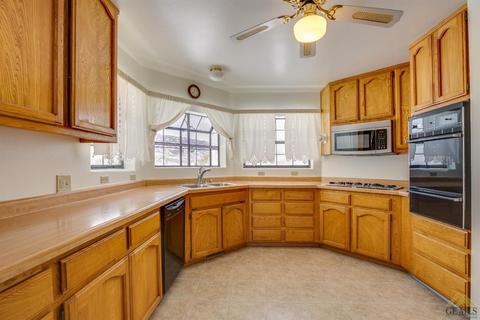 30260 Knight Ct, Tehachapi, CA 93561 photo 9