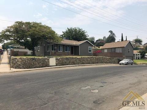 701 E St, Taft, CA 93268 photo 1