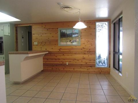 7009 Pointer Ct, Bakersfield, CA 93309 photo 9