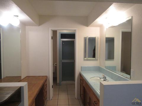 7009 Pointer Ct, Bakersfield, CA 93309 photo 17