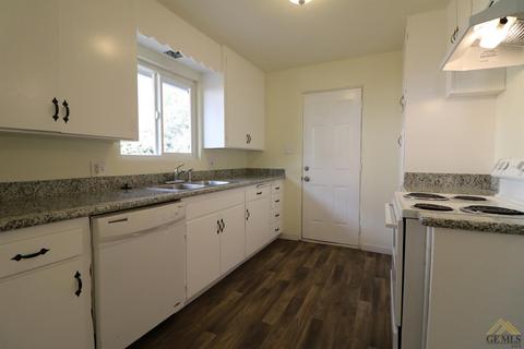 304 Adams St, Taft, CA 93268 photo 5