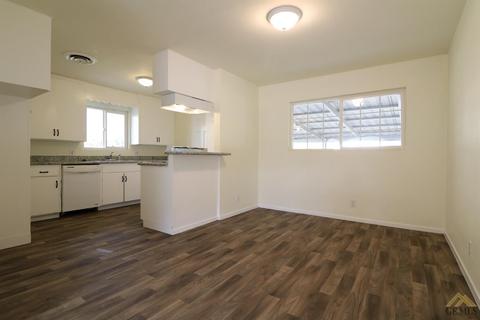 304 Adams St, Taft, CA 93268 photo 7