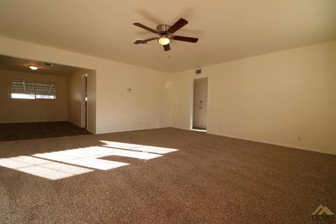 304 Adams St, Taft, CA 93268 photo 3