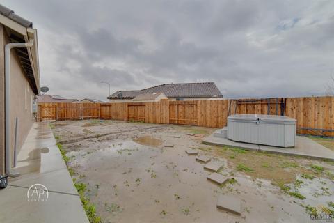 6412 Cape Cod Ave, Bakersfield, CA 93313 photo 21