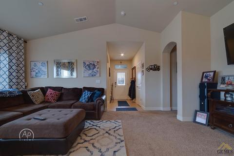 6412 Cape Cod Ave, Bakersfield, CA 93313 photo 7