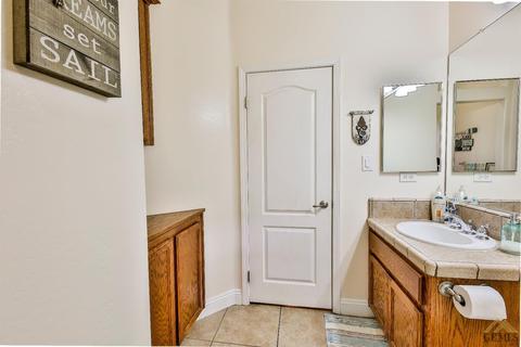 15558 Screaming Eagle Ave, Bakersfield, CA 93314 photo 7