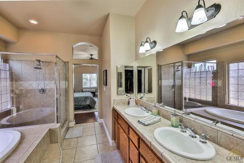 15558 Screaming Eagle Ave, Bakersfield, CA 93314 photo 17