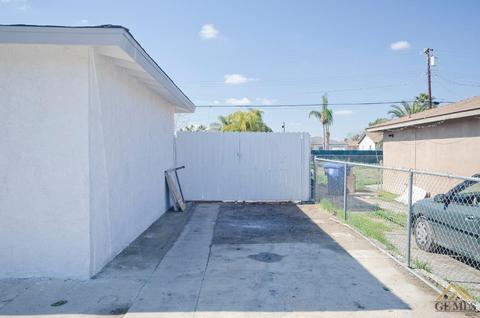 512 Easter St, Bakersfield, CA 93307 photo 21